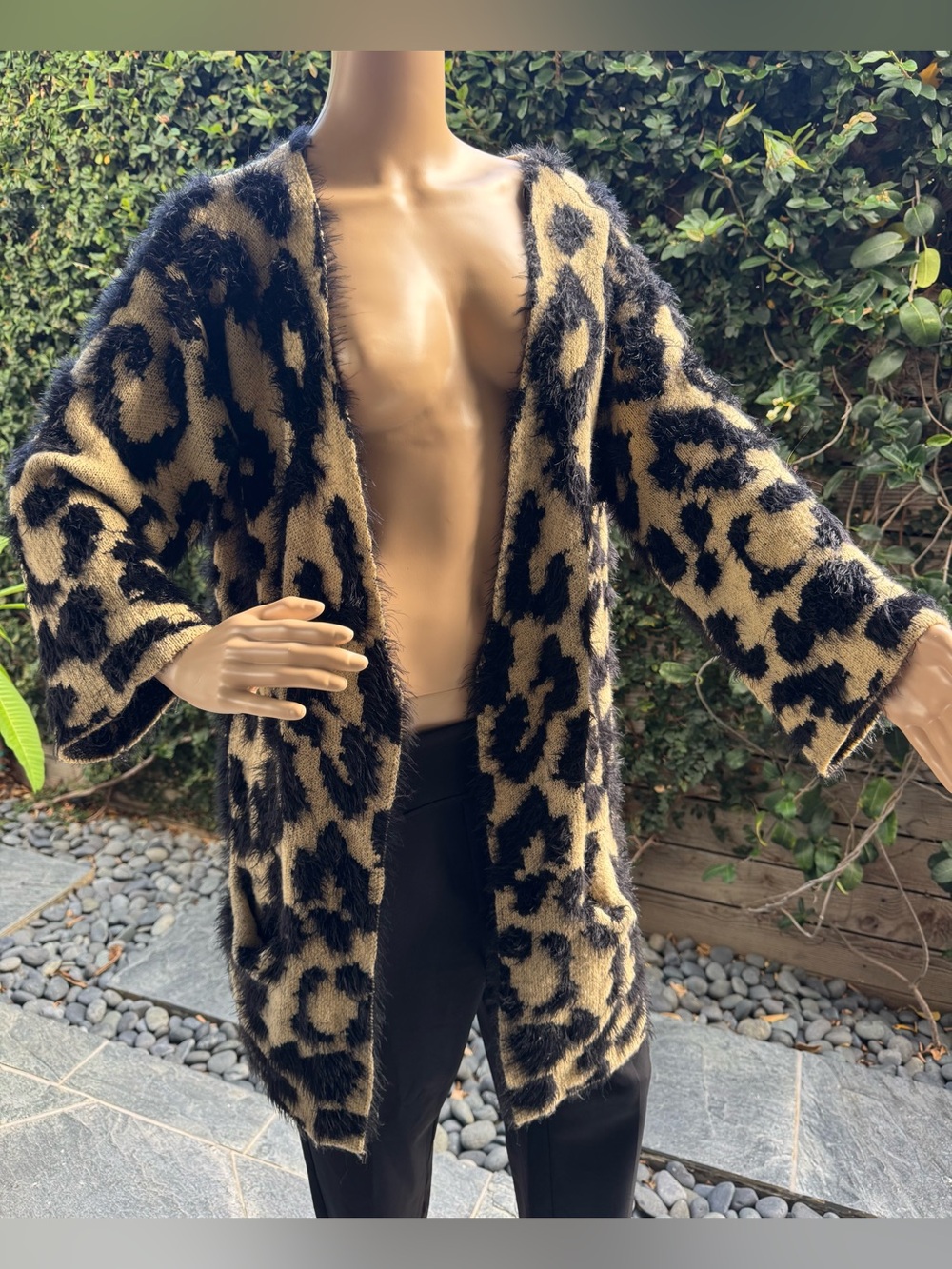 Uniq Leopard Print Open-Front Fuzzy Cardigan Jacket - Black & Tan